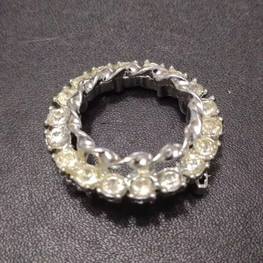 Vintage round rhinestone brooch